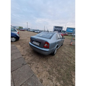 Skoda Octavia  Sedan/Limuzyna 2001,  1.6 benzyna+LPG - Na sprzedaż za 3 700,00 zł - Lębork - zdjęcie 2