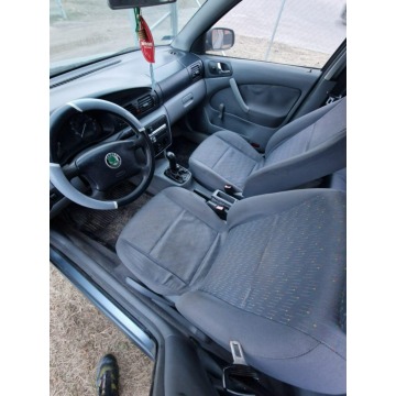 Skoda Octavia  Sedan/Limuzyna 2001,  1.6 benzyna+LPG - Na sprzedaż za 3 700,00 zł - Lębork - zdjęcie 12