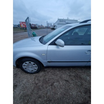 Volkswagen Passat 1999,  1.9 diesel - Na sprzedaż za 3 500,00 zł - Lębork - zdjęcie 6