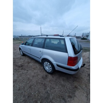 Volkswagen Passat 1999,  1.9 diesel - Na sprzedaż za 3 500,00 zł - Lębork - zdjęcie 5