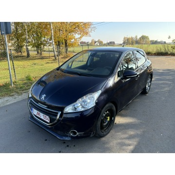 Peugeot 208  Hatchback 2014,  1.2 benzyna - Na sprzedaż za 13 500 zł - Radłów - zdjęcie 2