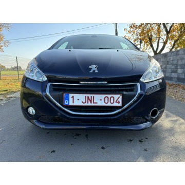 Peugeot 208  Hatchback 2014,  1.2 benzyna - Na sprzedaż za 13 500 zł - Radłów - zdjęcie 3