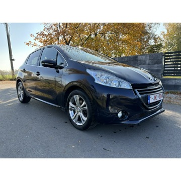Peugeot 208  Hatchback 2014,  1.2 benzyna - Na sprzedaż za 13 500 zł - Radłów - zdjęcie 5