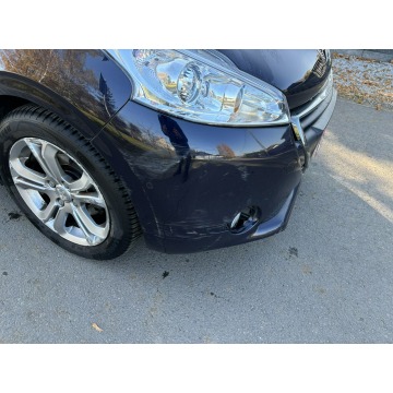 Peugeot 208  Hatchback 2014,  1.2 benzyna - Na sprzedaż za 13 500 zł - Radłów - zdjęcie 7