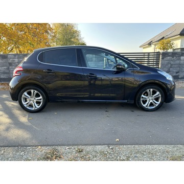 Peugeot 208  Hatchback 2014,  1.2 benzyna - Na sprzedaż za 13 500 zł - Radłów - zdjęcie 8