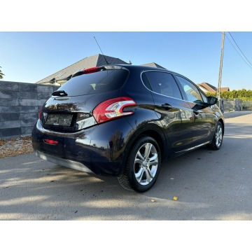 Peugeot 208  Hatchback 2014,  1.2 benzyna - Na sprzedaż za 13 500 zł - Radłów - zdjęcie 9