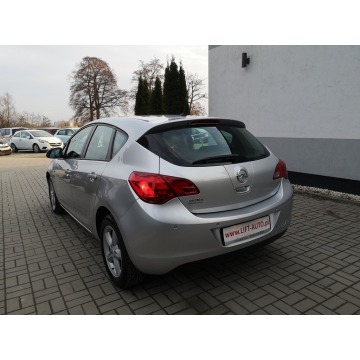 Opel Astra 2012,  1.6 benzyna - Na sprzedaż za 24 900 zł - Strzegom - zdjęcie 8