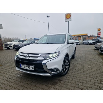 Mitsubishi Outlander  SUV 2018,  2.0 benzyna, automat - Na sprzedaż za 74 900 zł - Żory - zdjęcie 2