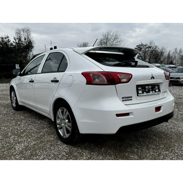 Mitsubishi Lancer  Hatchback 2011,  1.6 benzyna - Na sprzedaż za 18 900 zł - Kutno - zdjęcie 8
