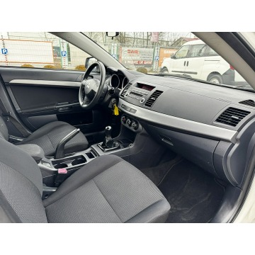 Mitsubishi Lancer  Hatchback 2011,  1.6 benzyna - Na sprzedaż za 18 900 zł - Kutno - zdjęcie 11