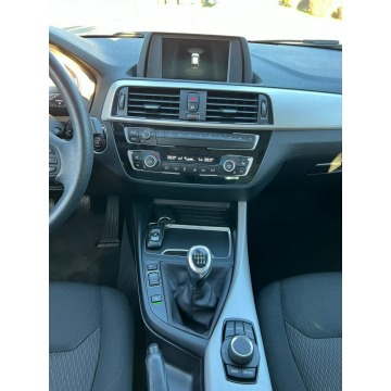 BMW Seria 1  Liftback 2019,  1.5 benzyna - Na sprzedaż za 52 900 zł - Tychy - zdjęcie 10