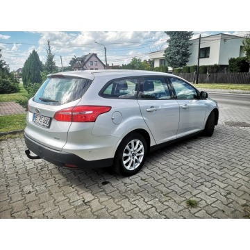 Ford Focus 2017,  1.0 benzyna - Na sprzedaż za 34 900 zł - Tychy - zdjęcie 6