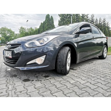 Hyundai i40  Sedan/Limuzyna 2013,  1.7 diesel - Na sprzedaż za 38 900 zł - Tychy - zdjęcie 2