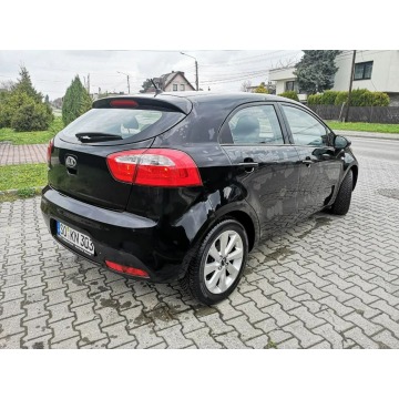 Kia Rio  Hatchback 2012,  1.2 benzyna - Na sprzedaż za 19 900 zł - Tychy - zdjęcie 4