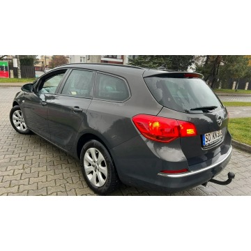 Opel Astra 2015,  1.4 benzyna - Na sprzedaż za 33 900 zł - Tychy - zdjęcie 4