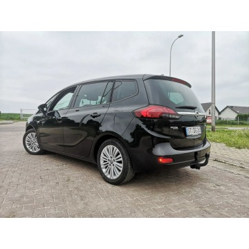 Opel Zafira  Minivan/Van 2016,  1.4 benzyna - Na sprzedaż za 45 900 zł - Tychy - zdjęcie 5