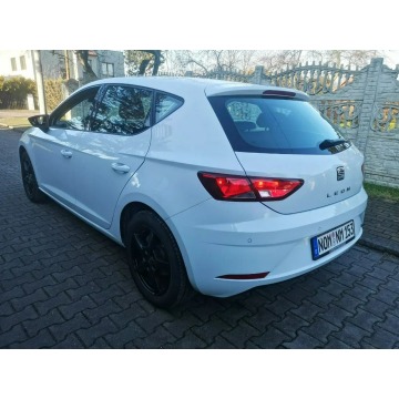 Seat Leon  Liftback 2018,  1.2 benzyna - Na sprzedaż za 49 900 zł - Tychy - zdjęcie 5