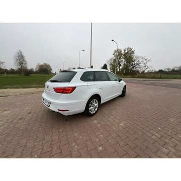 Seat Leon 2019,  1.6 diesel, automat - Na sprzedaż za 51 900 zł - Tychy - zdjęcie 9