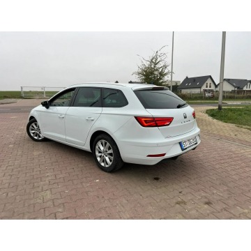 Seat Leon 2019,  1.6 diesel, automat - Na sprzedaż za 51 900 zł - Tychy - zdjęcie 4