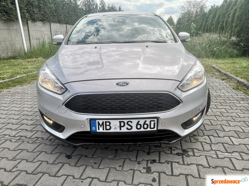Ford Focus 2017,  1.0 benzyna - Na sprzedaż za 34 900 zł - Tychy