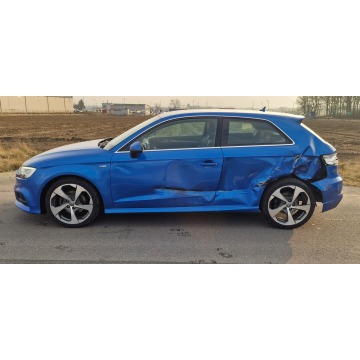 Audi A3  Hatchback 2016,  1.4 benzyna - Na sprzedaż za 33 999 zł - Pleszew - zdjęcie 9