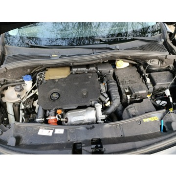 Peugeot 2008 2018,  1.5 diesel - Na sprzedaż za 17 999 zł - Pleszew - zdjęcie 11