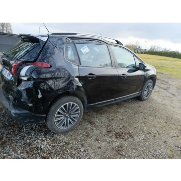 Peugeot 2008 2018,  1.5 diesel - Na sprzedaż za 17 999 zł - Pleszew - zdjęcie 8