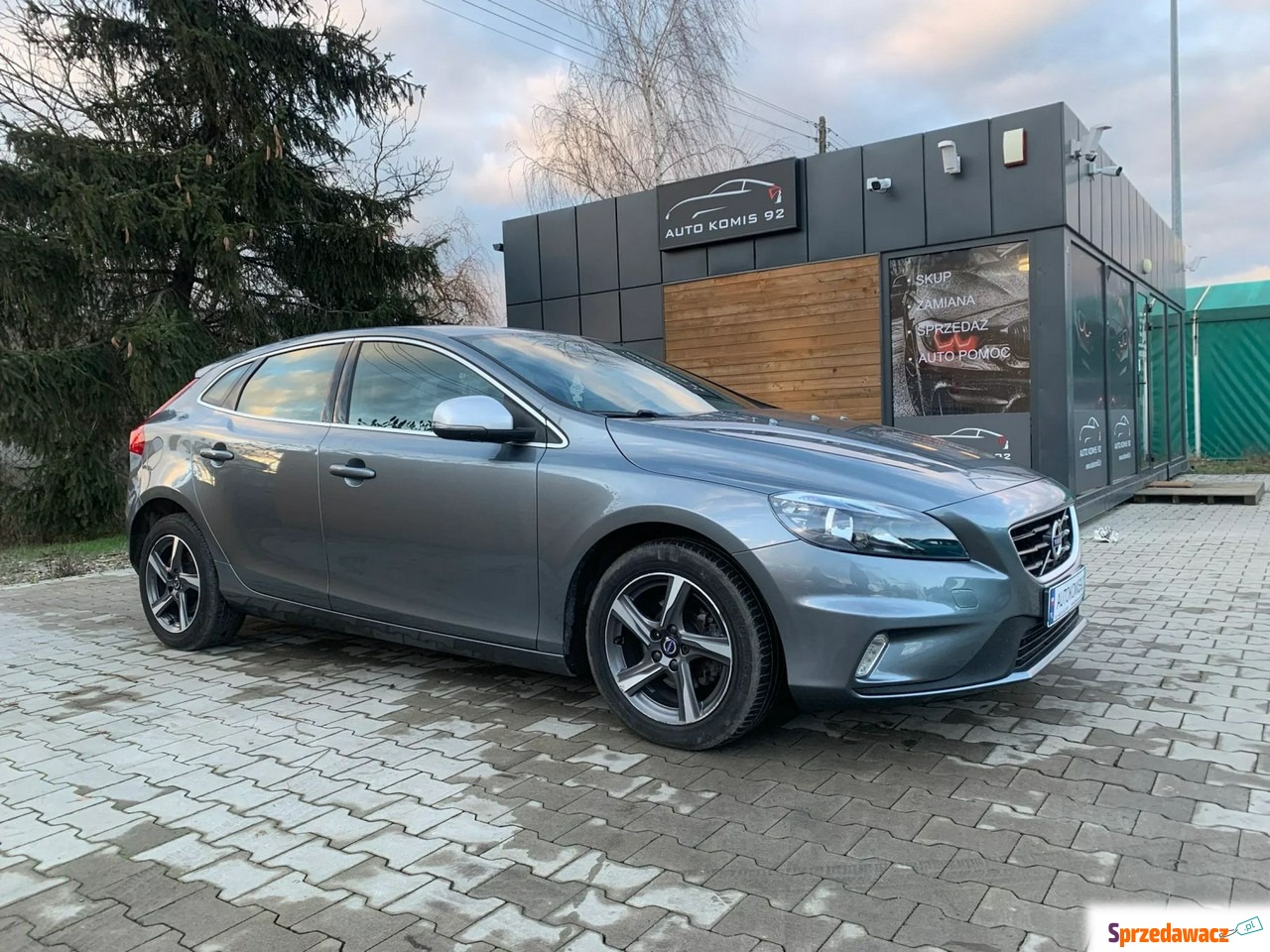 Volvo V40 - Diesel Mały Przebieg...