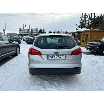 Ford Focus 2015,  1.5 diesel - Na sprzedaż za 21 700 zł - Psary Małe - zdjęcie 4