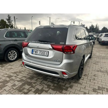 Mitsubishi Outlander  SUV 2018,  2.0 hybryda, automat - Na sprzedaż za 85 900 zł - Psary Małe - zdjęcie 7