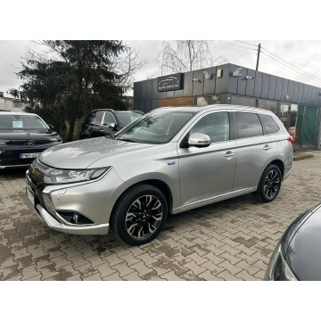 Mitsubishi Outlander  SUV 2018,  2.0 hybryda, automat - Na sprzedaż za 85 900 zł - Psary Małe - zdjęcie 12