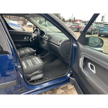 Skoda Roomster  Minivan/Van 2009,  1.4 benzyna+LPG - Na sprzedaż za 13 900 zł - Psary Małe - zdjęcie 7