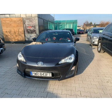 Toyota GT86  Coupe/Sportowy 2016,  2.0 benzyna, automat - Na sprzedaż za 56 900 zł - Psary Małe - zdjęcie 2