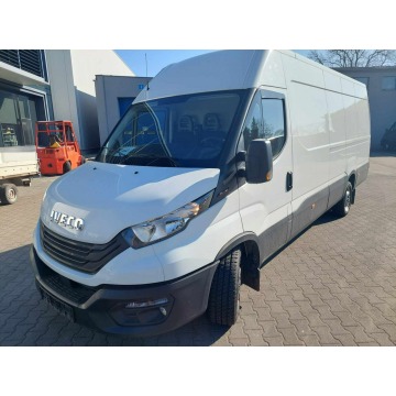 Iveco Daily 35S16V blaszak furgon 2021 rejestracja 2022 silnik 3.0