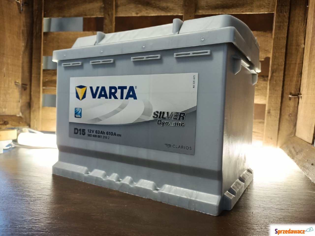 Akumulator 63Ah 610A Varta Silver...