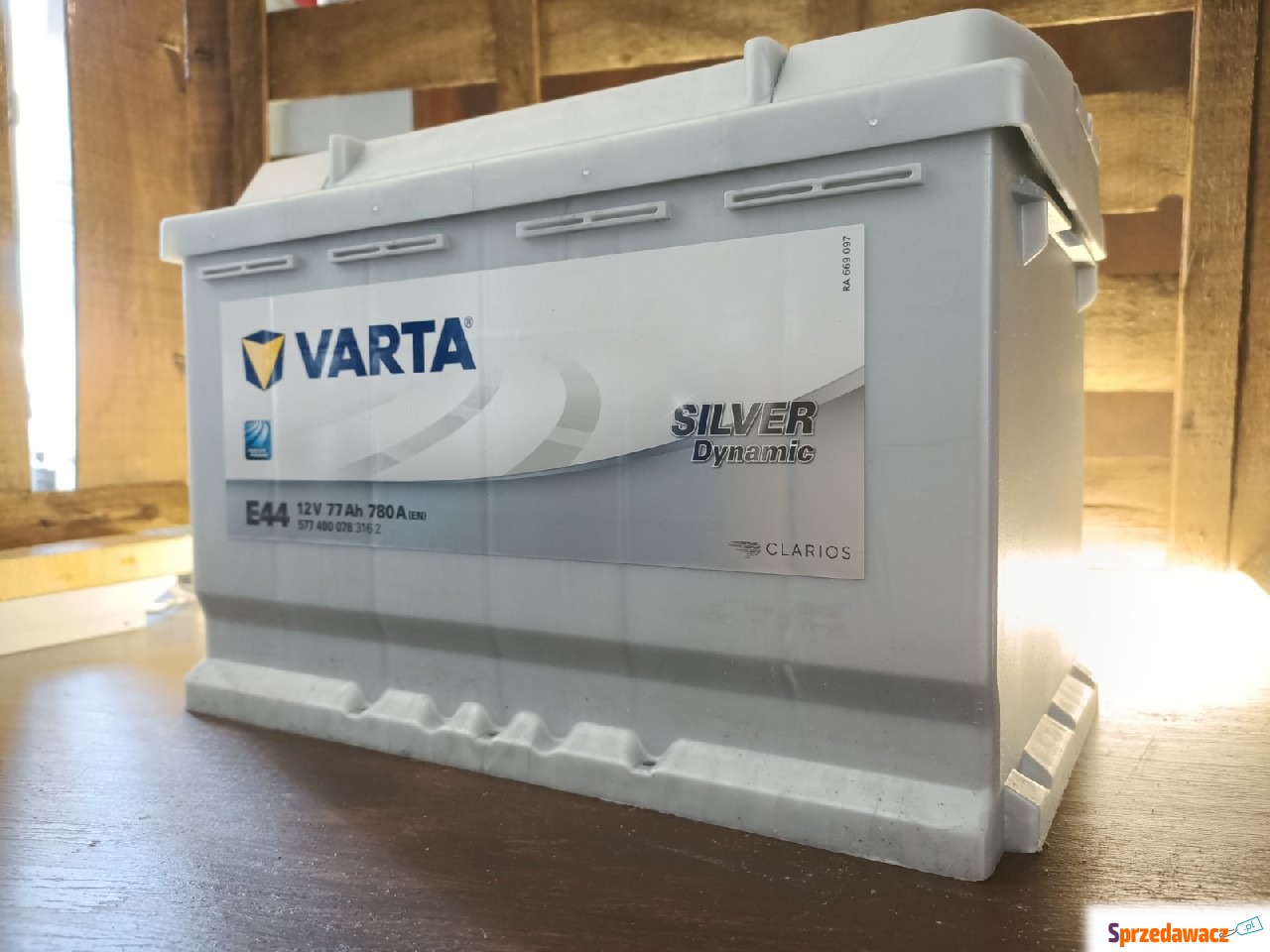 Akumulator 77Ah 780A Varta Silver...