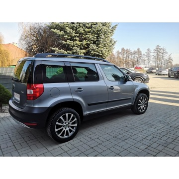 Skoda Yeti 2011,  2.0 diesel, automat - Na sprzedaż za 32 900 zł - Strzegom - zdjęcie 5
