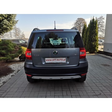 Skoda Yeti 2011,  2.0 diesel, automat - Na sprzedaż za 32 900 zł - Strzegom - zdjęcie 7