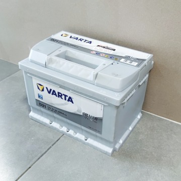 Akumulator 61Ah 600A EN Varta Silver Dynamic D21 - Akumulatory - Lublin - zdjęcie 2