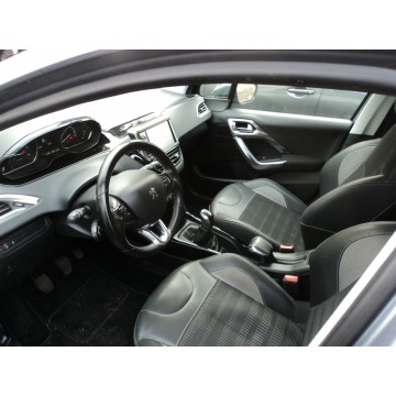 Peugeot 2008  Hatchback 2016,  1.6 diesel - Na sprzedaż za 31 500 zł - Lublin - zdjęcie 10