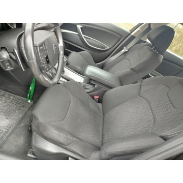 Citroen C5  Sedan/Limuzyna 2013,  1.6 diesel, automat - Na sprzedaż za 26 500 zł - Toruń - zdjęcie 8