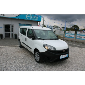 Fiat Doblo  Kombi 2019,  1.2 diesel - Na sprzedaż za 32 899 zł - Warszawa - zdjęcie 4