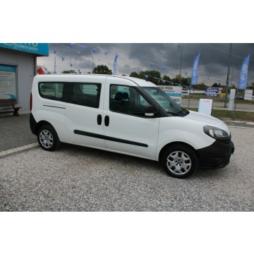 Fiat Doblo  Kombi 2019,  1.2 diesel - Na sprzedaż za 32 899 zł - Warszawa - zdjęcie 5