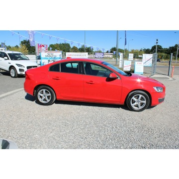Volvo S60  Sedan/Limuzyna 2017,  2.0 diesel - Na sprzedaż za 39 900 zł - Warszawa - zdjęcie 8