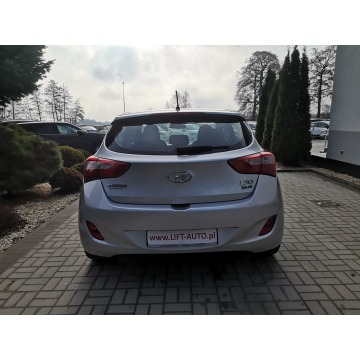 Hyundai i30 2015,  1.6 diesel - Na sprzedaż za 26 900 zł - Strzegom - zdjęcie 7