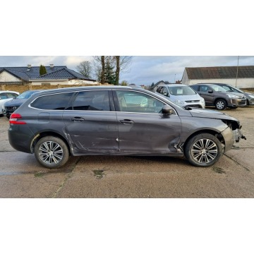 Peugeot 308 2021,  1.5 diesel, automat - Na sprzedaż za 28 500 zł - Białogard - zdjęcie 6
