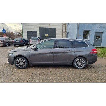 Peugeot 308 2021,  1.5 diesel, automat - Na sprzedaż za 28 500 zł - Białogard - zdjęcie 3