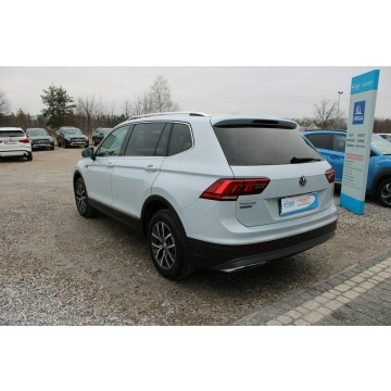 Volkswagen Tiguan Allspace  SUV 2018,  2.0 diesel - Na sprzedaż za 76 900 zł - Warszawa - zdjęcie 8