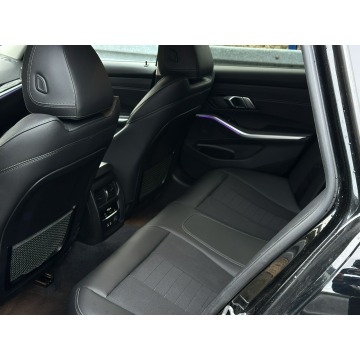 BMW Seria 3 2019,  2.0 diesel, automat - Na sprzedaż za 88 500 zł - Stare Miasto - zdjęcie 11