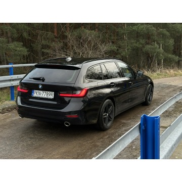 BMW Seria 3 2019,  2.0 diesel, automat - Na sprzedaż za 88 500 zł - Stare Miasto - zdjęcie 4